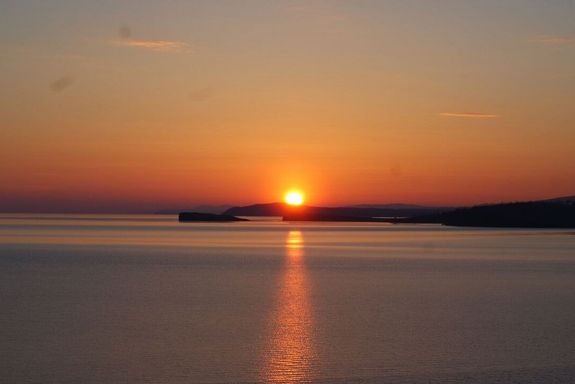 Sonnenuntergang am Fluss